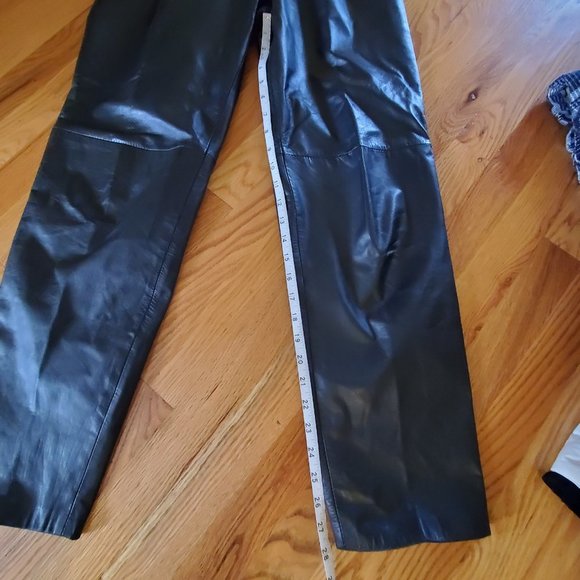 High Waisted Pleated Black Leather Pants with Pockets Size small - Picture 8 of 11